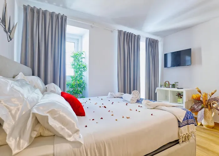 And Amazing Flat شقة *